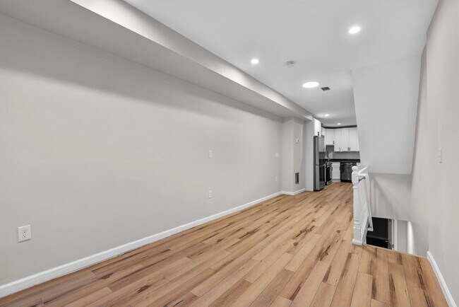 Foto del edificio - 15 N Bradford St