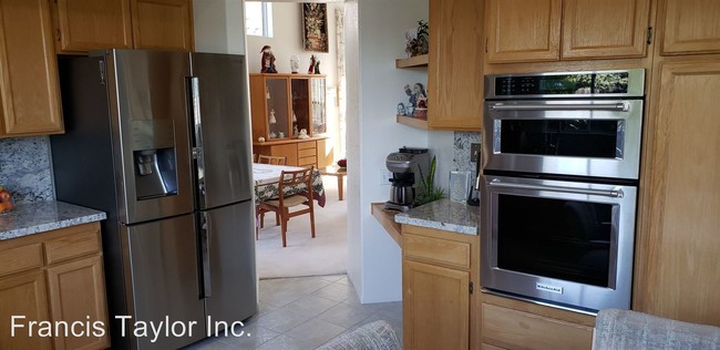 Building Photo - 4 br, 3 bath House - 1059 Dragt