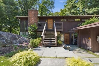 Building Photo - 28 Mallard Rise