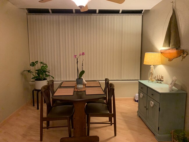 Foto del edificio - 16419 Spruce Way