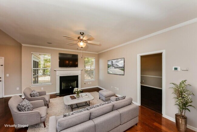 Building Photo - 4550 Black Hills Dr NW