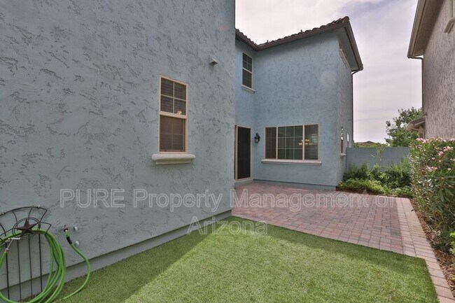 Building Photo - 3847 E Turley St