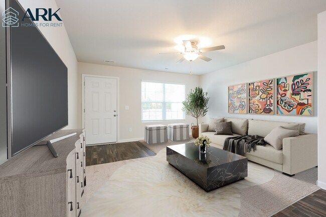 Building Photo - 2127 Southlea Dr