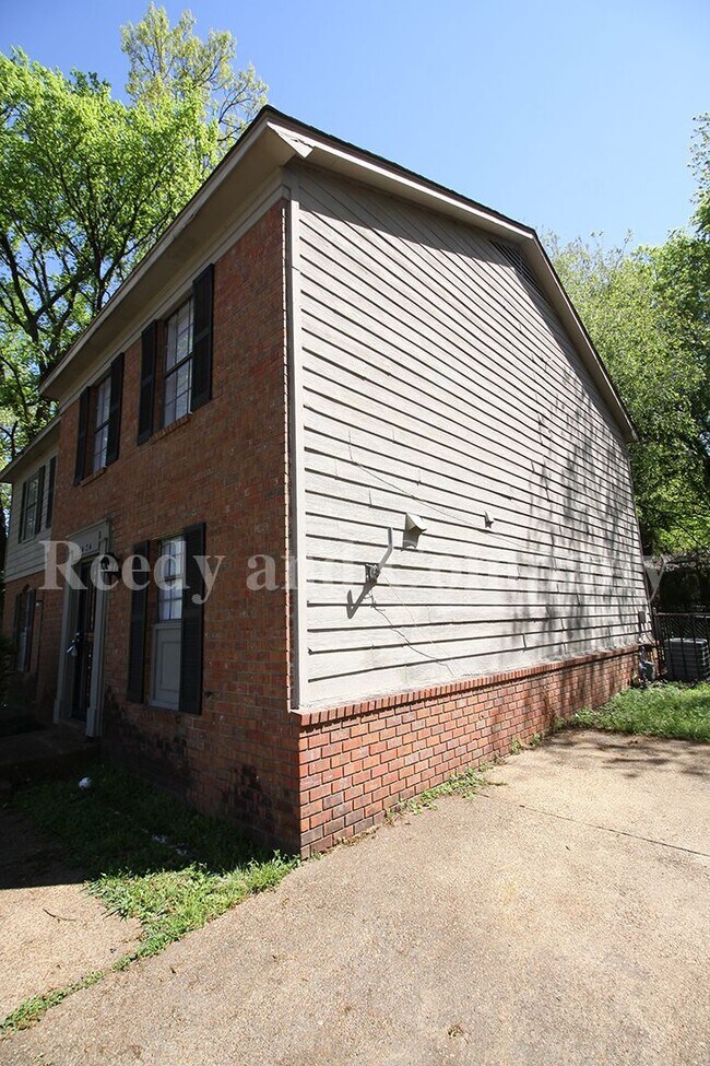 Foto del edificio - 3434 Dungreen St