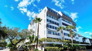 Building Photo - 1255 E Peppertree Dr