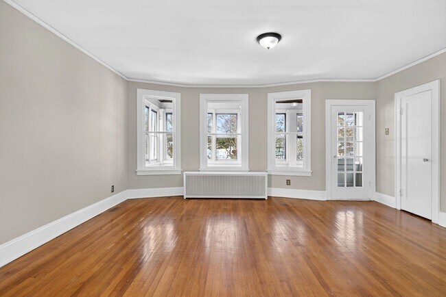 Foto del edificio - 93 Homestead Ave