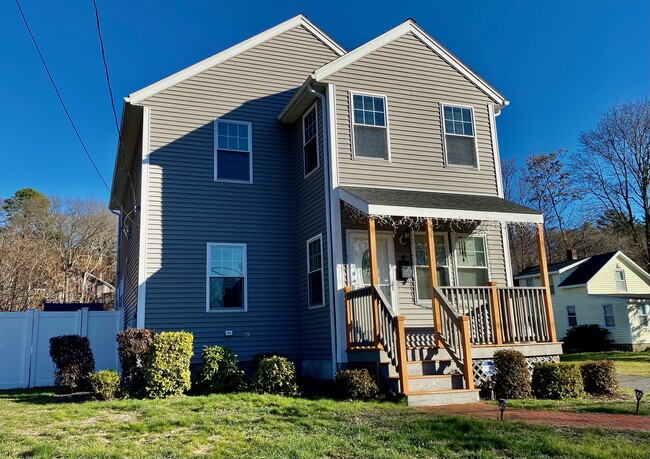 Front Entry - 4 Meriam St