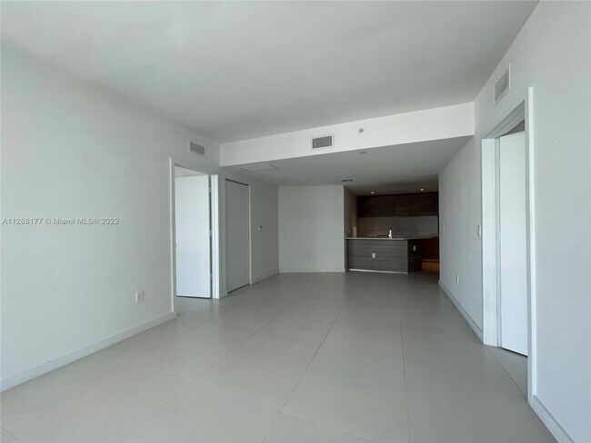 Foto del edificio - 1300 S Miami Ave