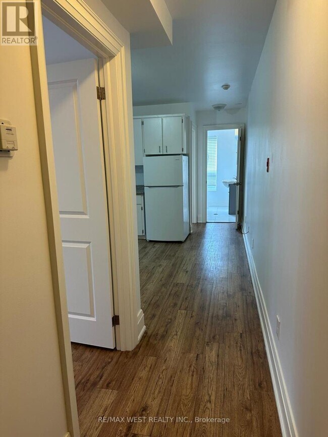 Photo du bâtiment - 398 College St