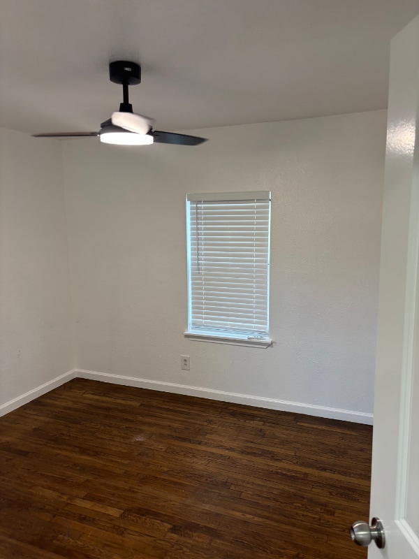 Building Photo - 2215 Mouser Ln