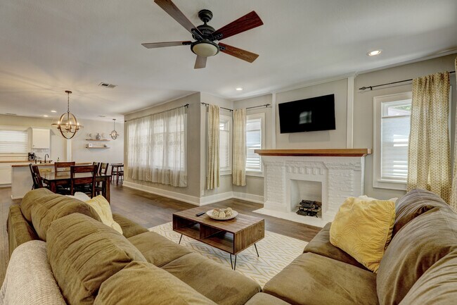 Foto del edificio - 416 NW 28th St