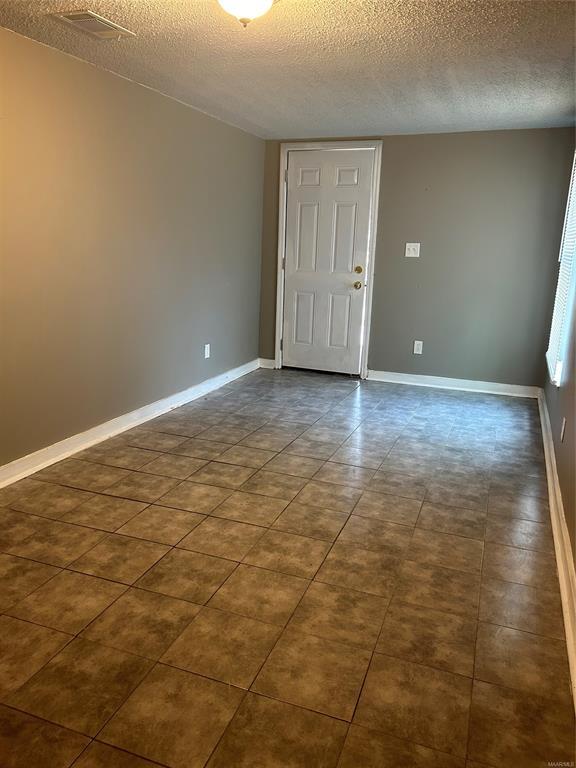Building Photo - 1164 Freemont Dr