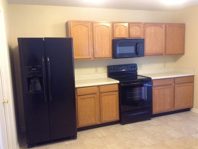 Building Photo - 1702 Bray Dr