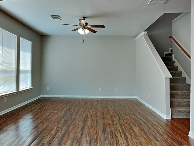 Building Photo - 21146 Field House Ct