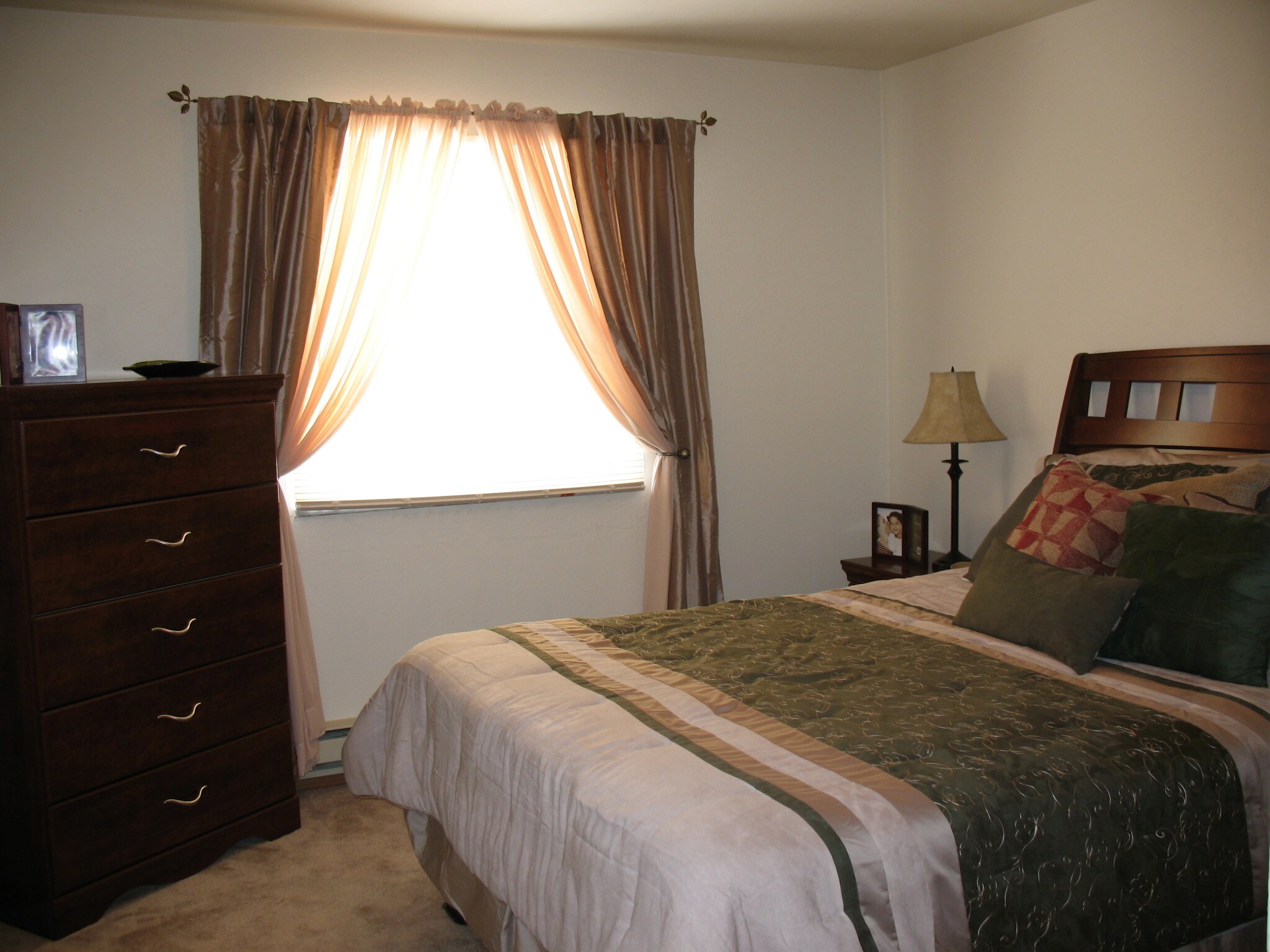 Camelot East Apartments – photo 4