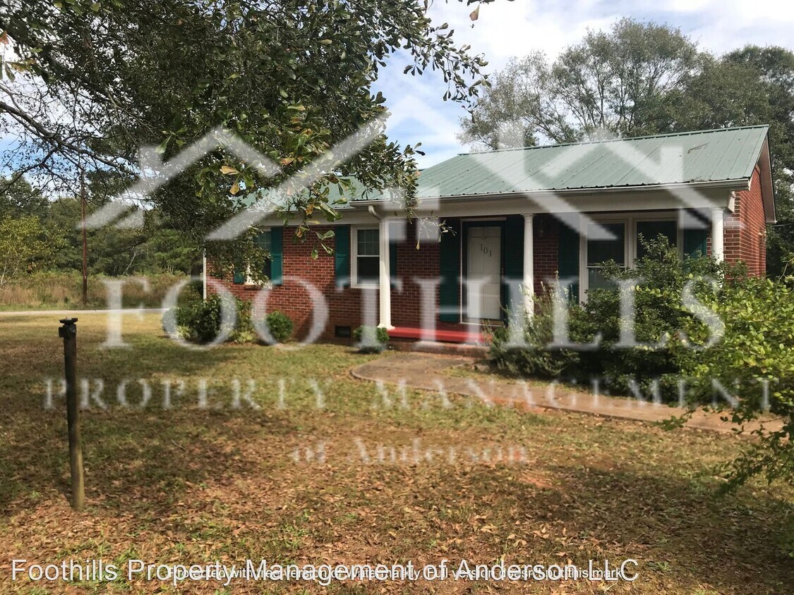 3 br, 1.5 bath House 101 Old Evans Rd House Rental in Belton, SC