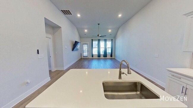 Foto del edificio - 210 Woodhouse Wy