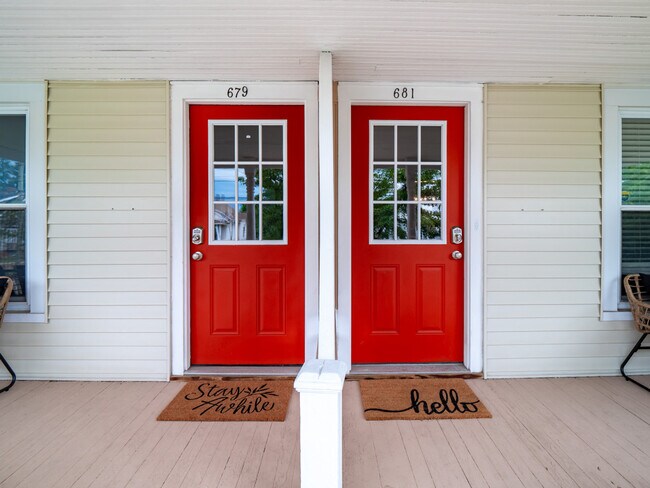 Foto del edificio - 679 Washington St