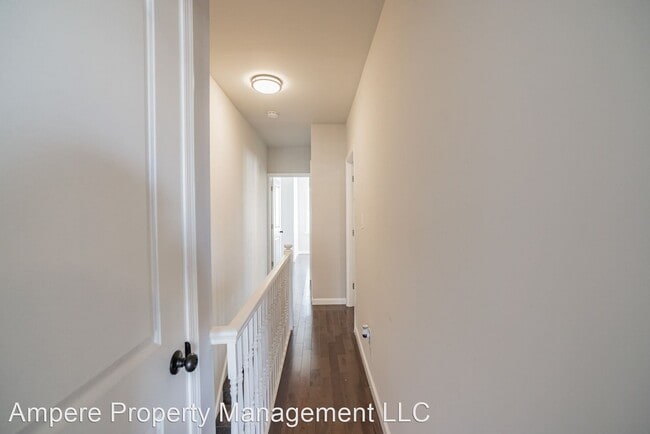 Building Photo - 3 br, 1 bath House - 1304 Hanson St