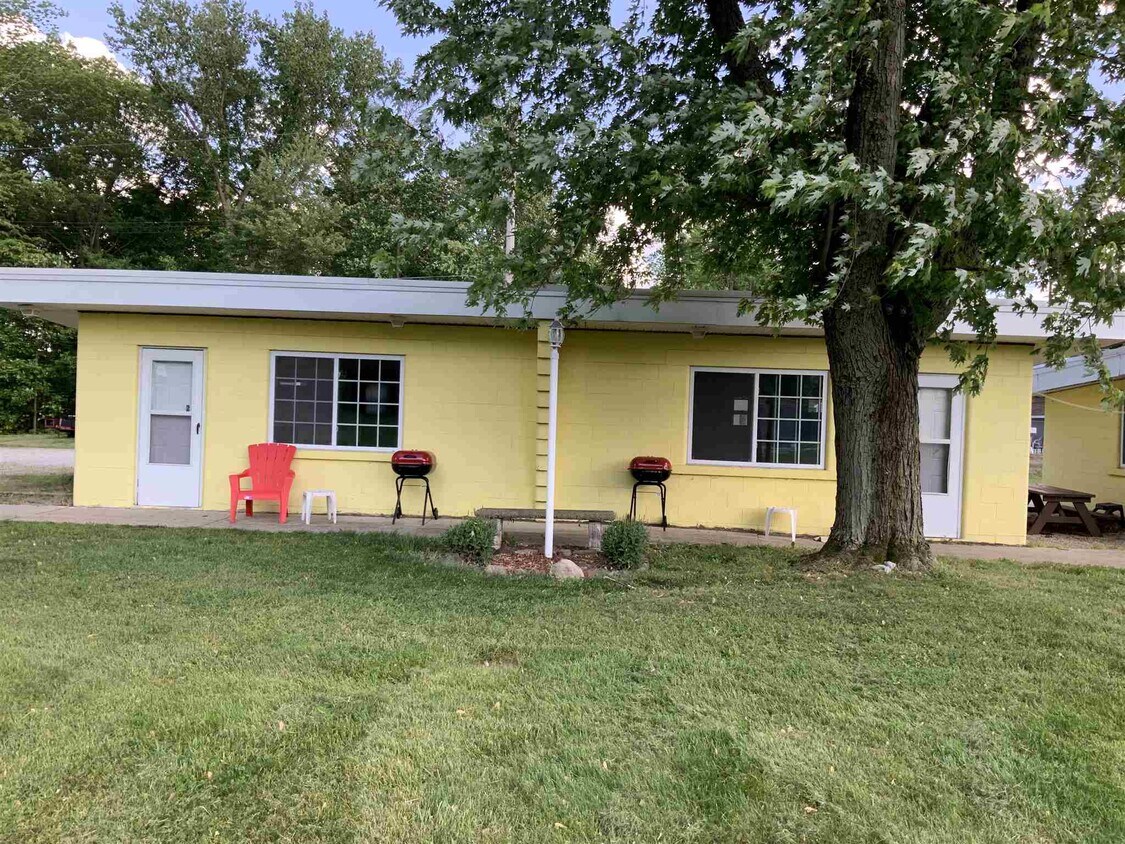 Primary Photo - 2875 NW Shafer Dr