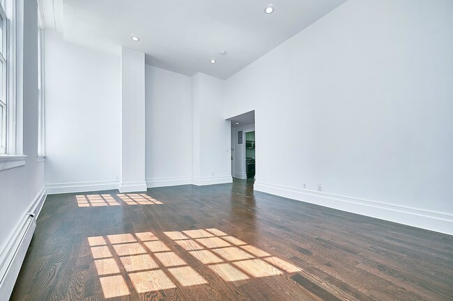 Foto del edificio - 327 Saint Nicholas Ave