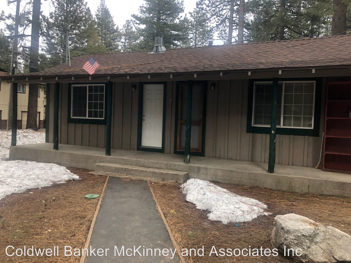 Primary Photo - 661-675 Emerald Bay Rd