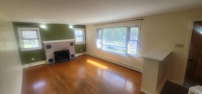 Building Photo - 388 Pleasant View Rd