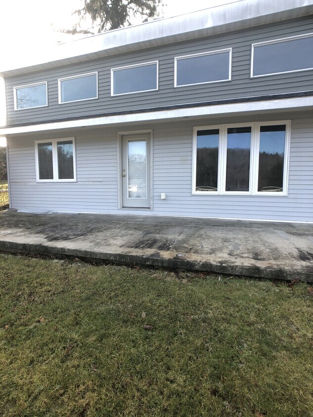 Foto principal - 501 New Brodheadsville Blvd N