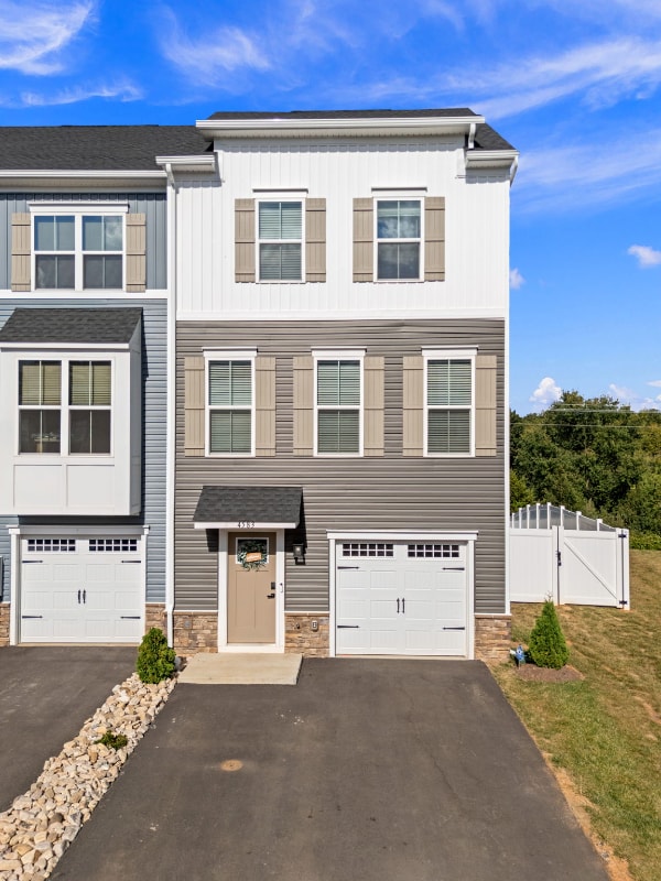 Building Photo - 4583 Drysdale St