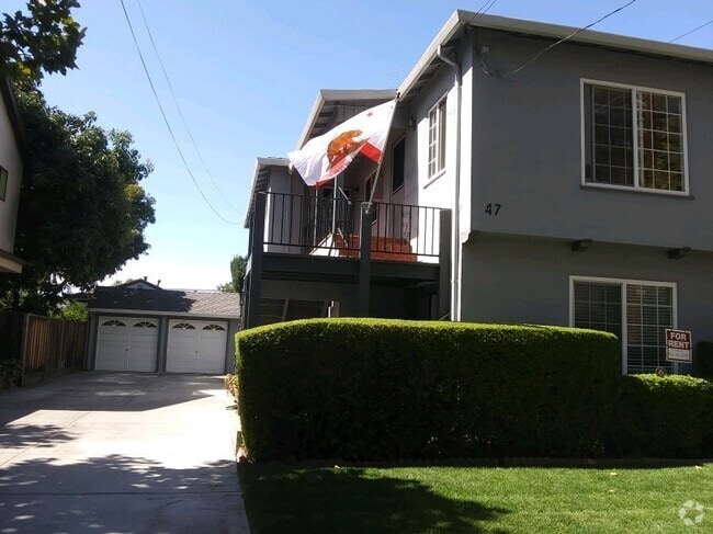 Building Photo - 47 Atlas Ave