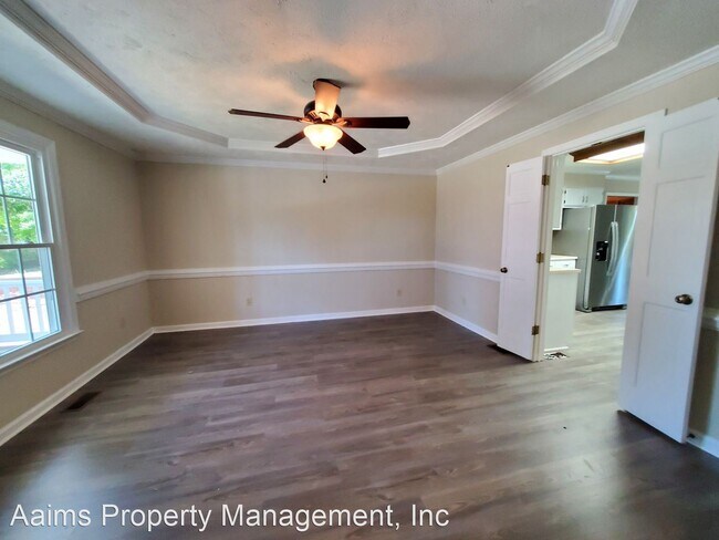 Foto del edificio - 3 br, 2 bath House - 5574 Ashgrove Drive
