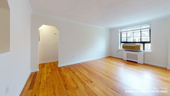 Building Photo - 60 Brattle St