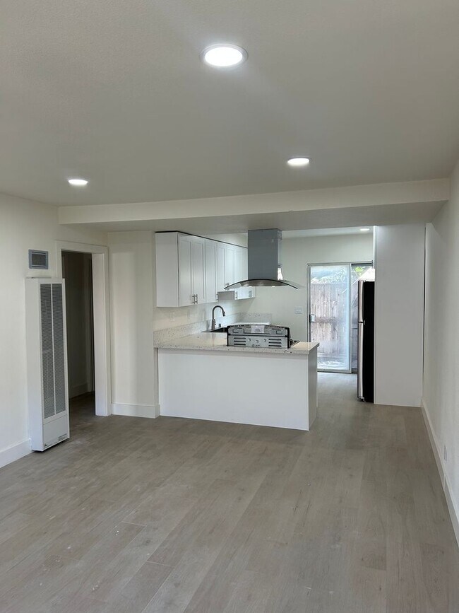 Foto del edificio - 524 Williamson Ave