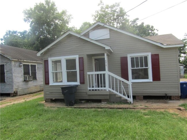 Building Photo - 5918 Southern Ave