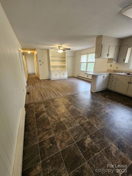 Building Photo - 208 Cliffside Dr