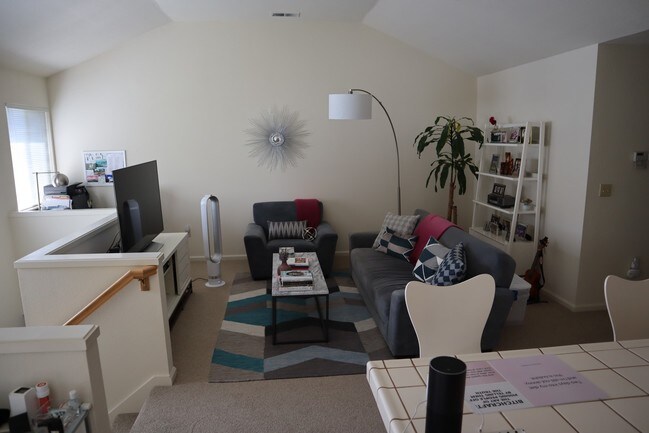 Foto del edificio - 1313 Olive Street, Unit 3