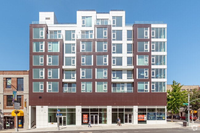 Building Photo - Orion Sunnyside