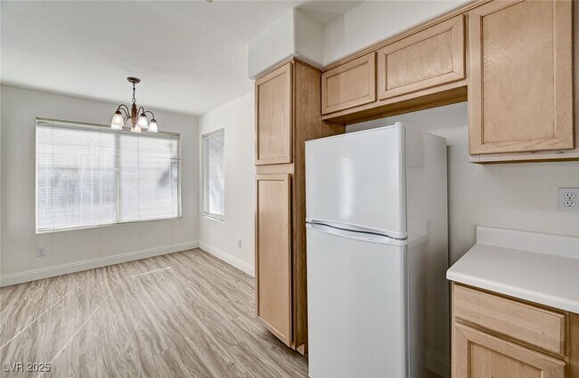 Building Photo - 3115 Casey Dr