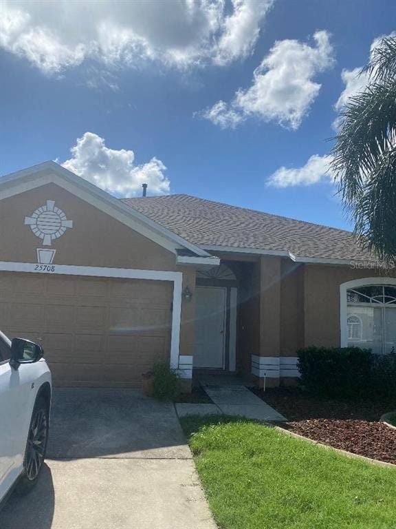 Foto principal - 25708 Aldus Dr