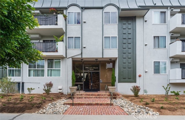 Building Photo - 8163 Redlands St