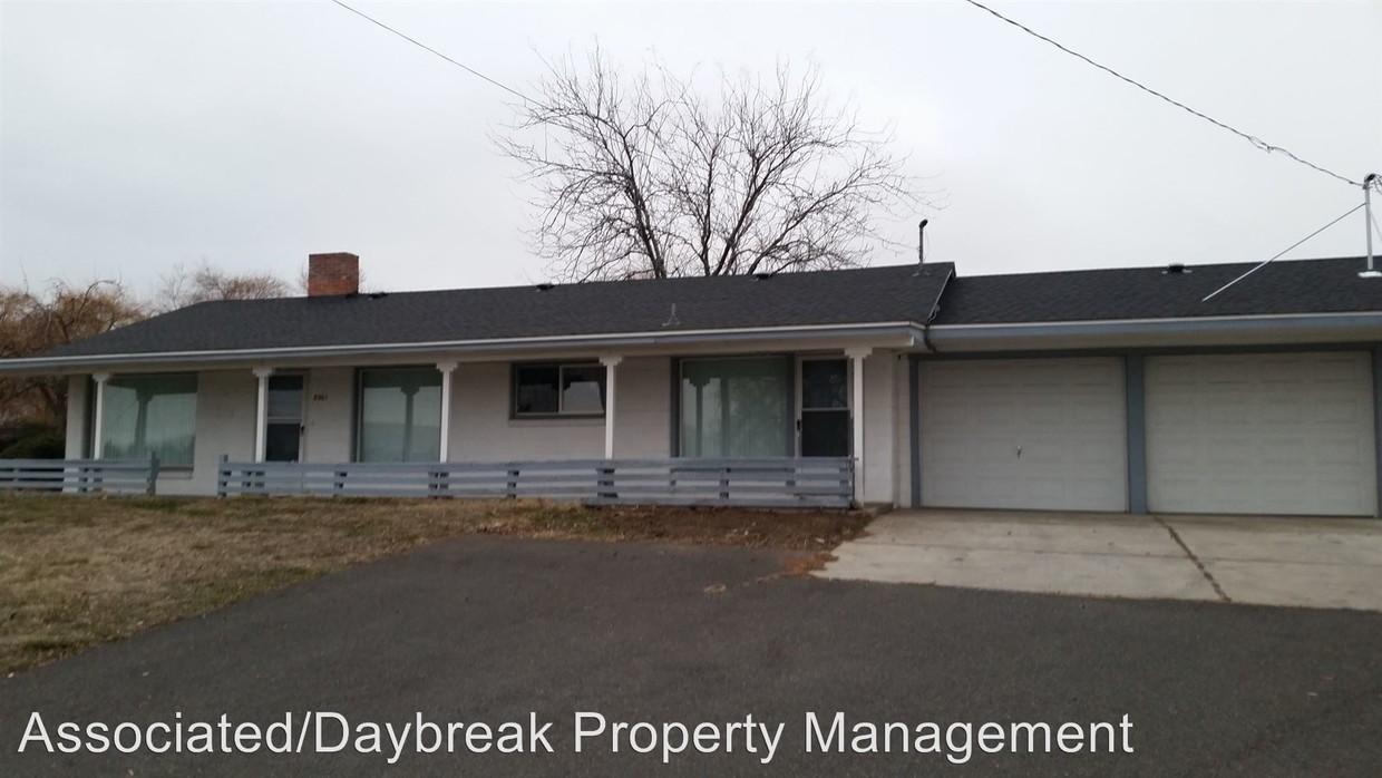 Primary Photo - 8501 Tieton Dr