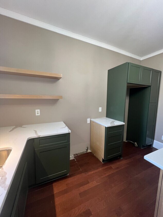 Primary Photo - Large 3 Bedroom with 1.5 baths