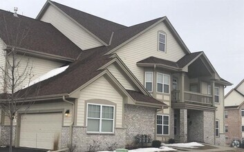 Building Photo - 4796 S Lynn Dr