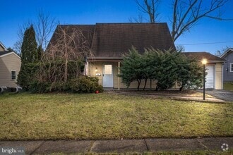 Building Photo - 48 Marboro Ln
