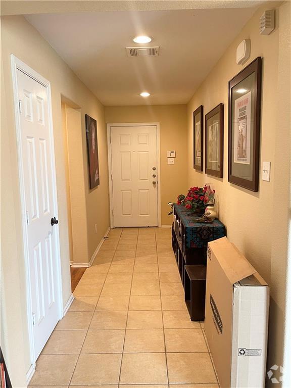 Building Photo - 2019 Woodway Dr