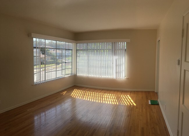 Foto del edificio - 7023 Glasgow Ave