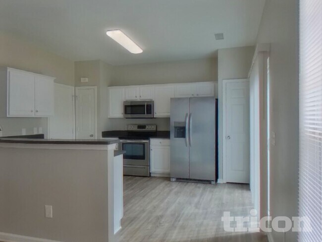 Building Photo - 10816 Rumson Ct
