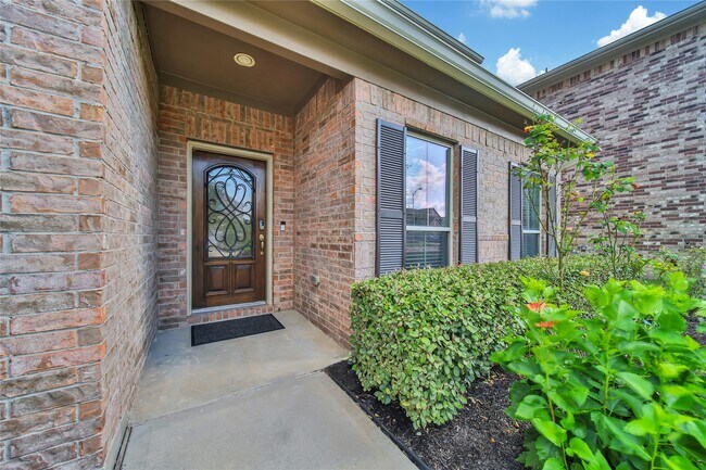 Building Photo - 32918 Franklin Brooks Dr