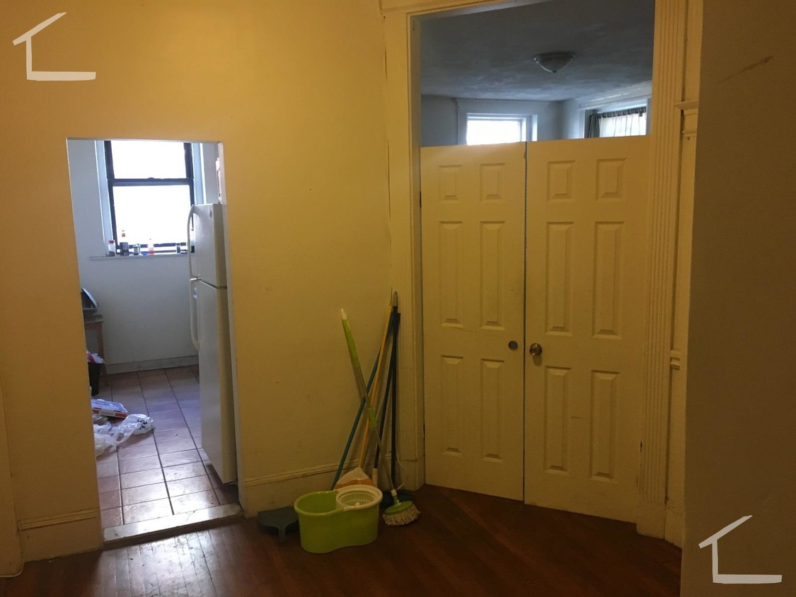 Primary Photo - 1254 Commonwealth Ave