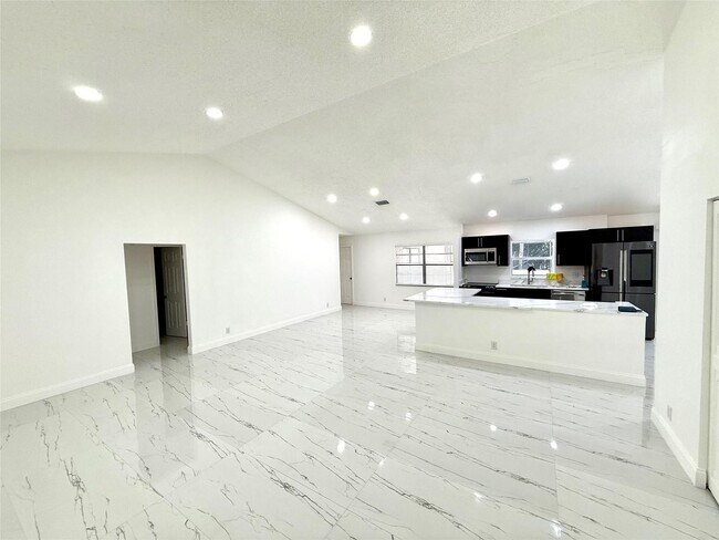 Foto del edificio - 7400 SW 11th Ct